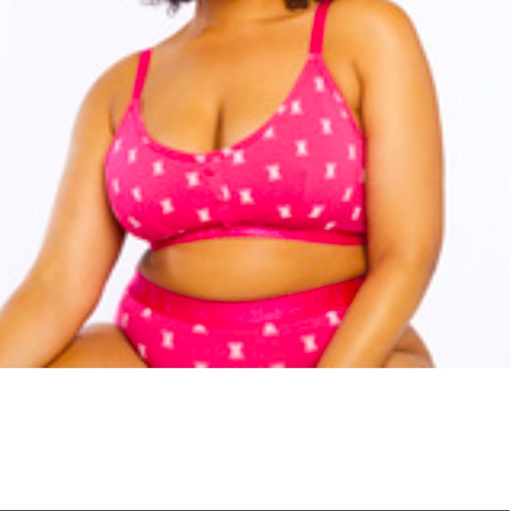 savage x Fenty pink and white Bralette